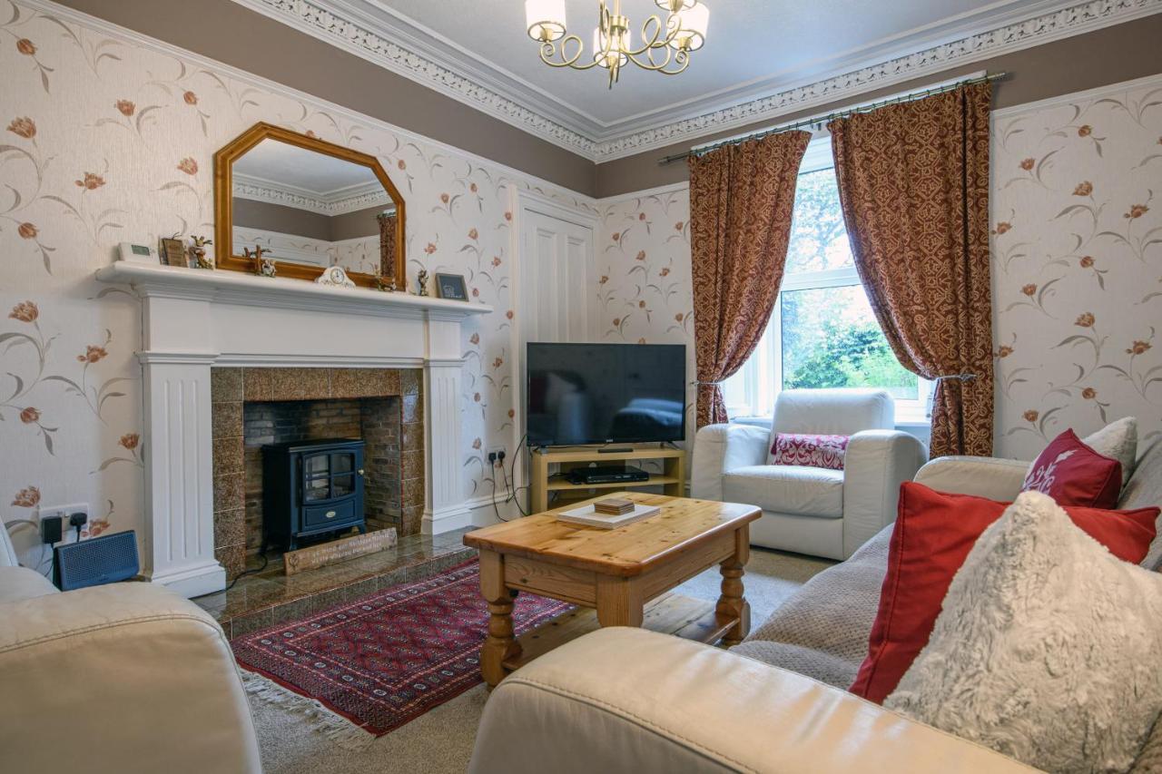 Charming Townhouse On North Coast 500 Route, Wick Vila Wick  Exterior foto