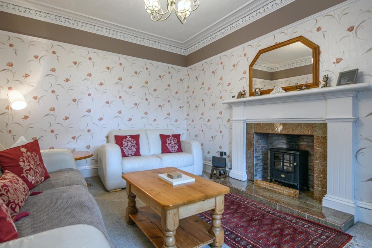 Charming Townhouse On North Coast 500 Route, Wick Vila Wick  Exterior foto